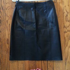 Leather Skirt 100%